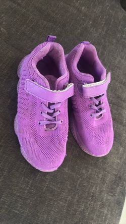 Girls shoes