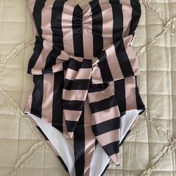 Swimsuit.Size:S