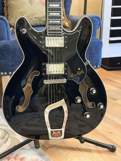 Hagstrom Viking Guitar - Like New