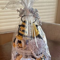 “BEE” Themed Counter Tower Gift Set