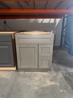 30" vanity cabinet