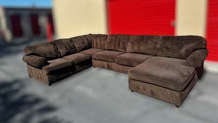 Free Delivery Ashley U-Shape Sectional sofa couch