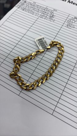 Bracelet