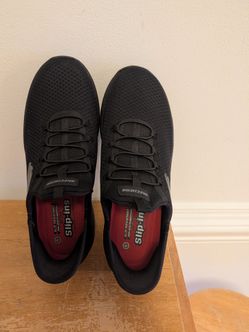 New ladies! Skechers slip-ins hands-free