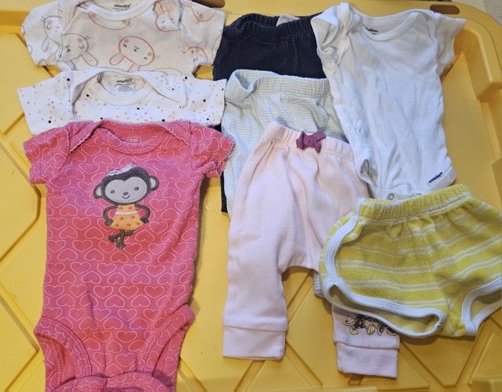 8 Piece Assorted Newborn Baby Girl Onesies & Bottoms Bundle