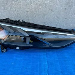 2021 2022 2023 AUDI E-TRON GT RH RIGHT LASER HEADLIGHT COMPLETE W/MATRIX OEM