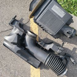 Stock 14-18 Gmc Sierra 1500 5.3 Air Intake