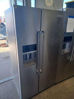KITCHEN AID STAINLESS STEEL COUNTER DEPTH SIDE BY SIDE REFRIGERATOR