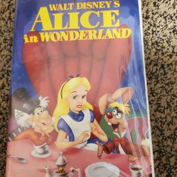 Disney VHS VCR TAPES Classic Black Diamond Lot 3 (ALICE IN WONDERLAND, BEAUTY,  AND THE BEAST, DUMBO)*RARE*

