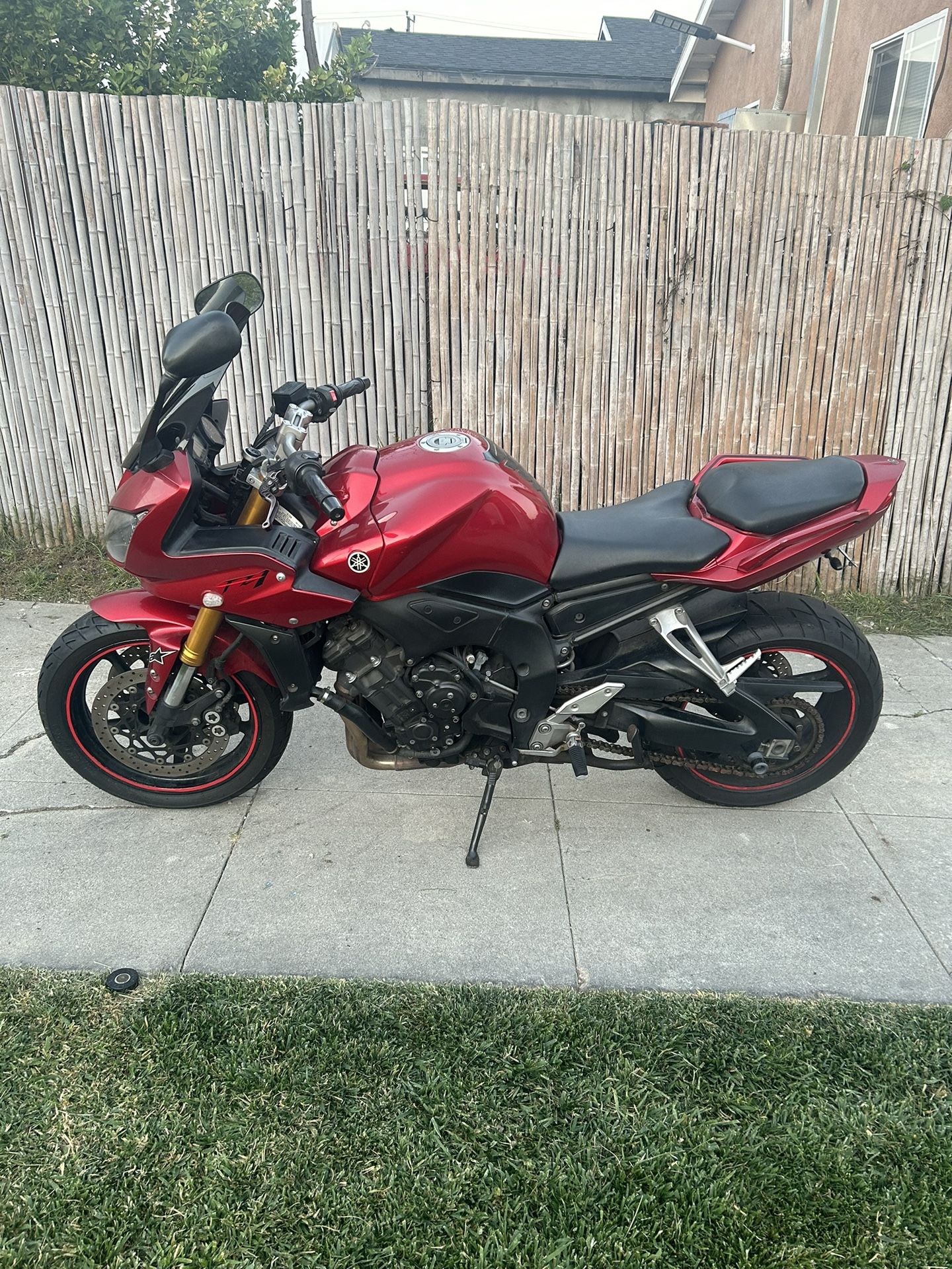 05 Fz1 Yamaha Commuter Bike High Miles But Priced To Sell