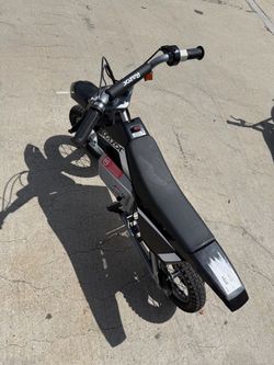 Razor Electric Dirt Bike