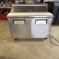 True Sandwich Prep Cooler Rolling Cart 