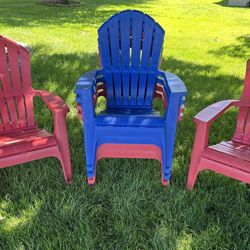 **6 Plastic Patriotic Adirondack Chairs**