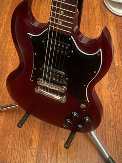 Gibson Guitar