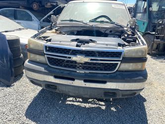 2007 chev 1500 for parts