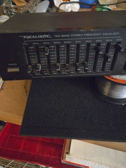 Realistic Ten Band Stereo Frequency Equalizer