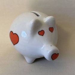 Collectible Valentines Day Piggy Bank Heart Love Porcelain Figurine Kings Dominion