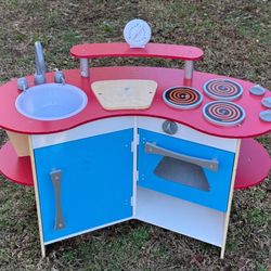 Melissa & Doug Cooks Corner Wooden Kitchen Kids Pretend Play Toy Set