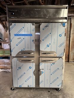 Continental 4 Door Commercial Refrigerator – Stainless – Like New