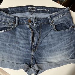 Levi Strauss Signature Cuff Denim Shorts