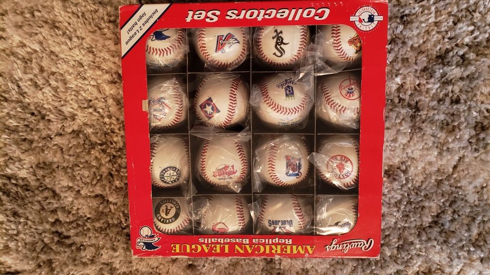 American League Baseballs 1998! Rawlings