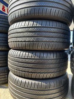 235/50R19 Michelín