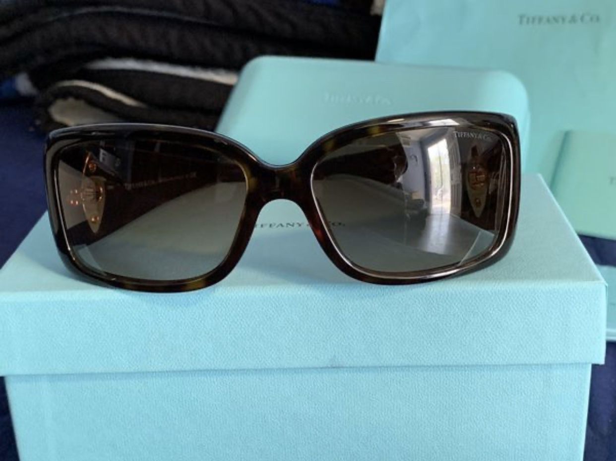 Tiffany&Co. sunglasses