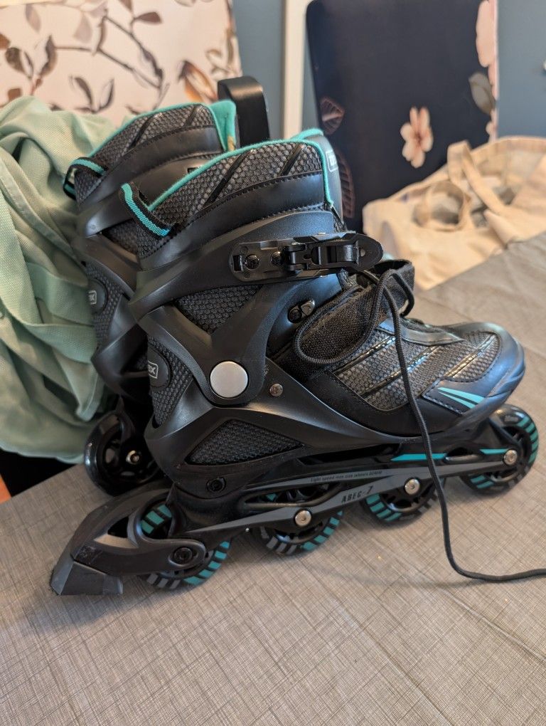 Adult Rollerblades & Helmet