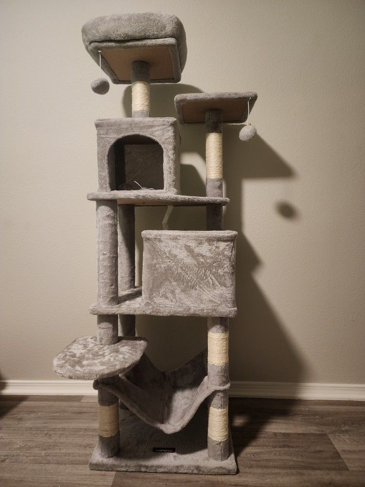 New Cat Tree