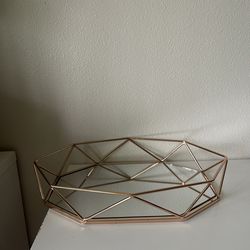 Gold mirrored decorative tray