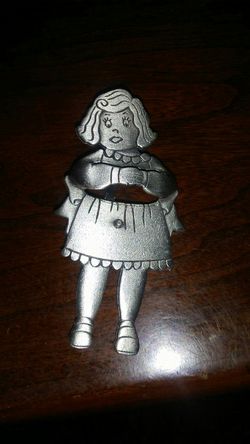 JJ Jonette pewter pin of lady