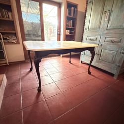 Free table + chairs