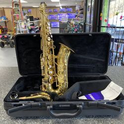 Yamaha Advantage AS1 / YAS-200AD Alto Saxophone in Original Hard Case with Extras TPW014323