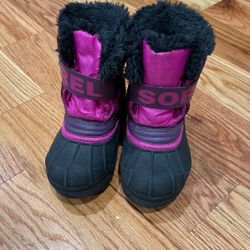 Snow Boots Little kid Size 9