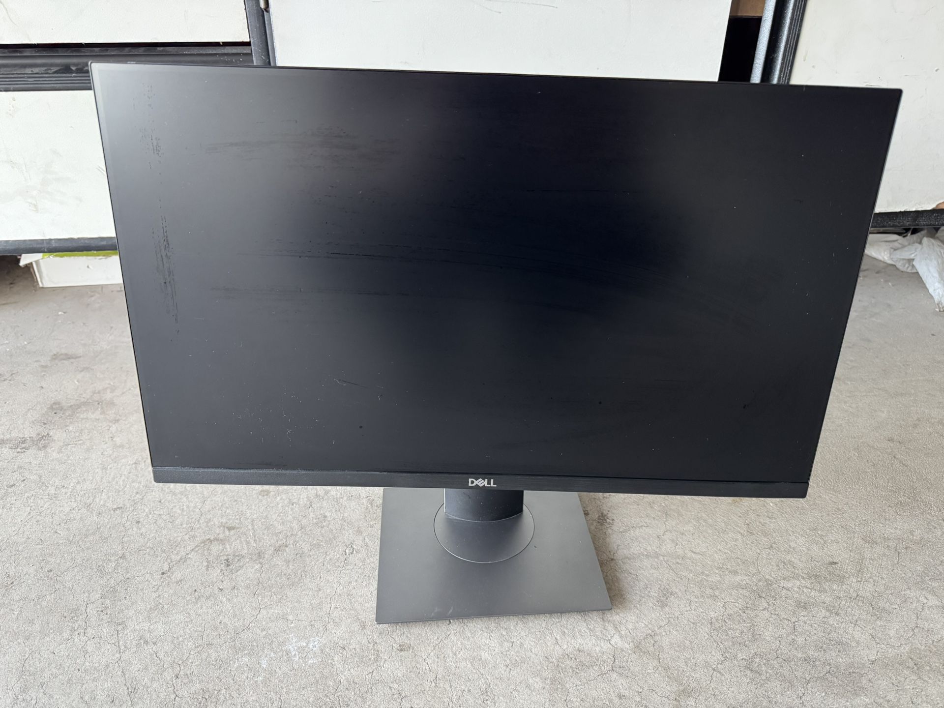 Dell Monitor 22”