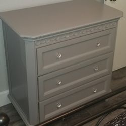 Dresser.