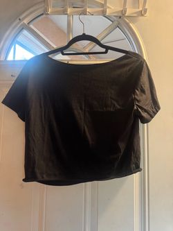 cropped shirt