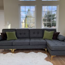 Never Used Gray Modular Sofa Couch With Reversible Chaise