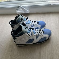 Jordan 6 UNC Home Size 5.5 Youth