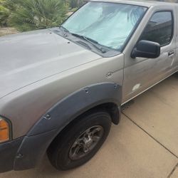 2002 NISSAN FRONTIER