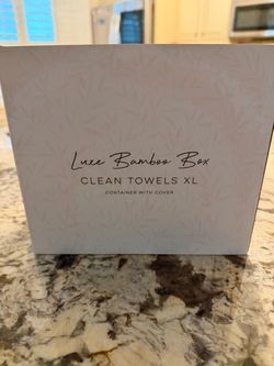 Luxe Bamboo Box Clean Towels XL Container with Cover