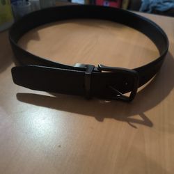 Synthetic leather brown belt
