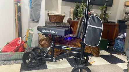 knee scooter walker  new never used