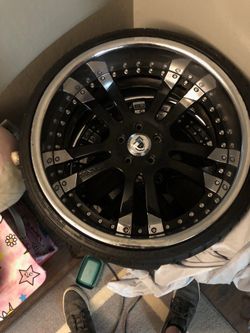 22 In Rims With Tire