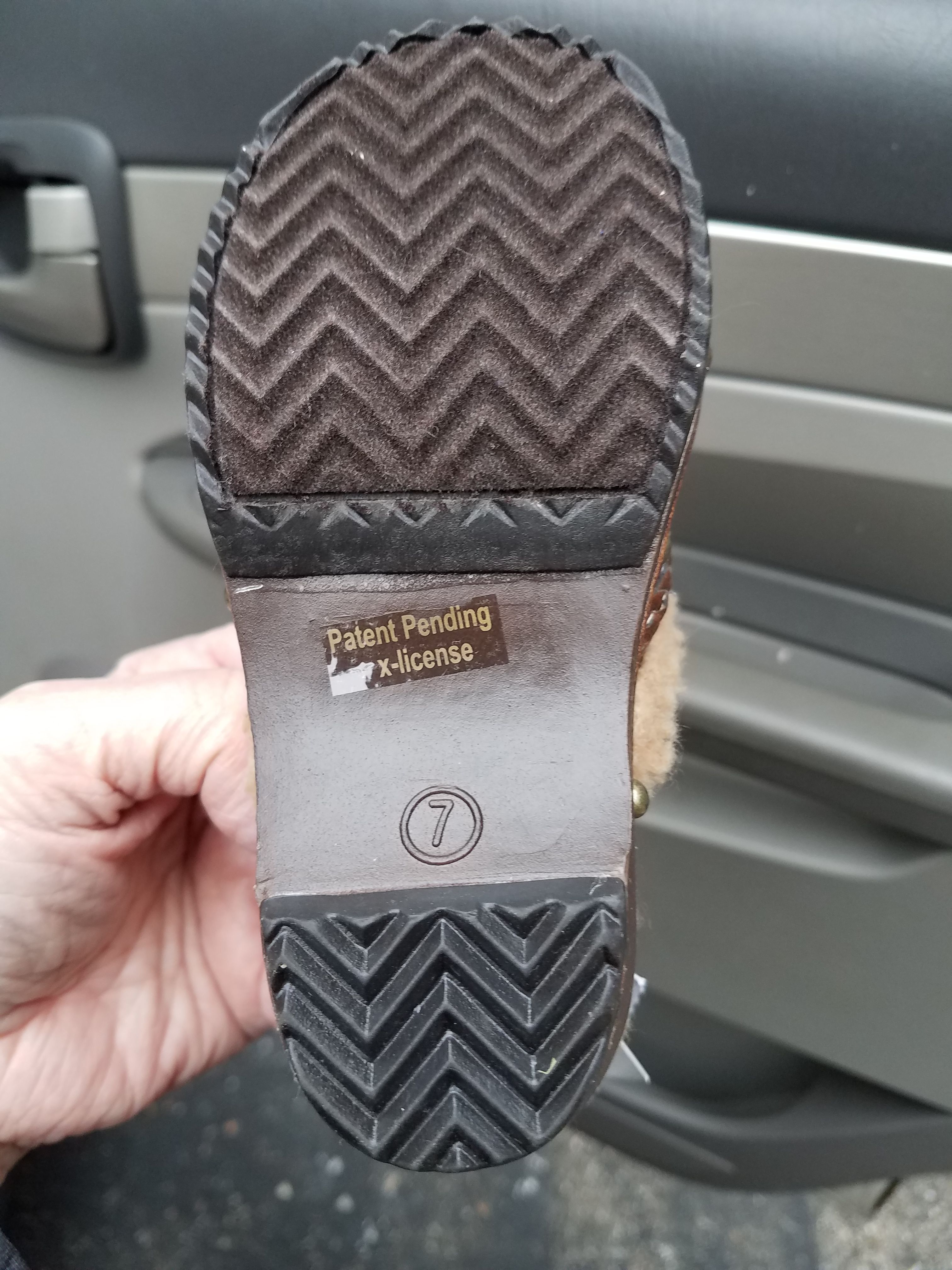 Little girls clogs brand new never been worn