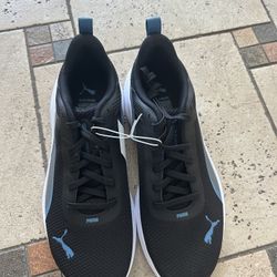 NWT Puma Men's rocket fuel Sneakers Size 9