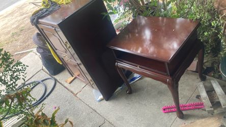 Cherry Wood End Table with Drawer