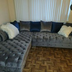 New 2pc Sectional Wilmington Gray, Home Decor