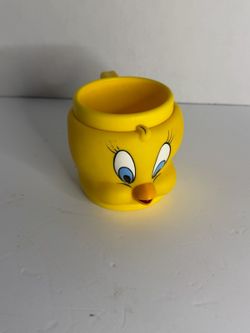 Tweety Bird 1992 Looney Tunes Mug / Coffee Cup Hard Plastic Vintage