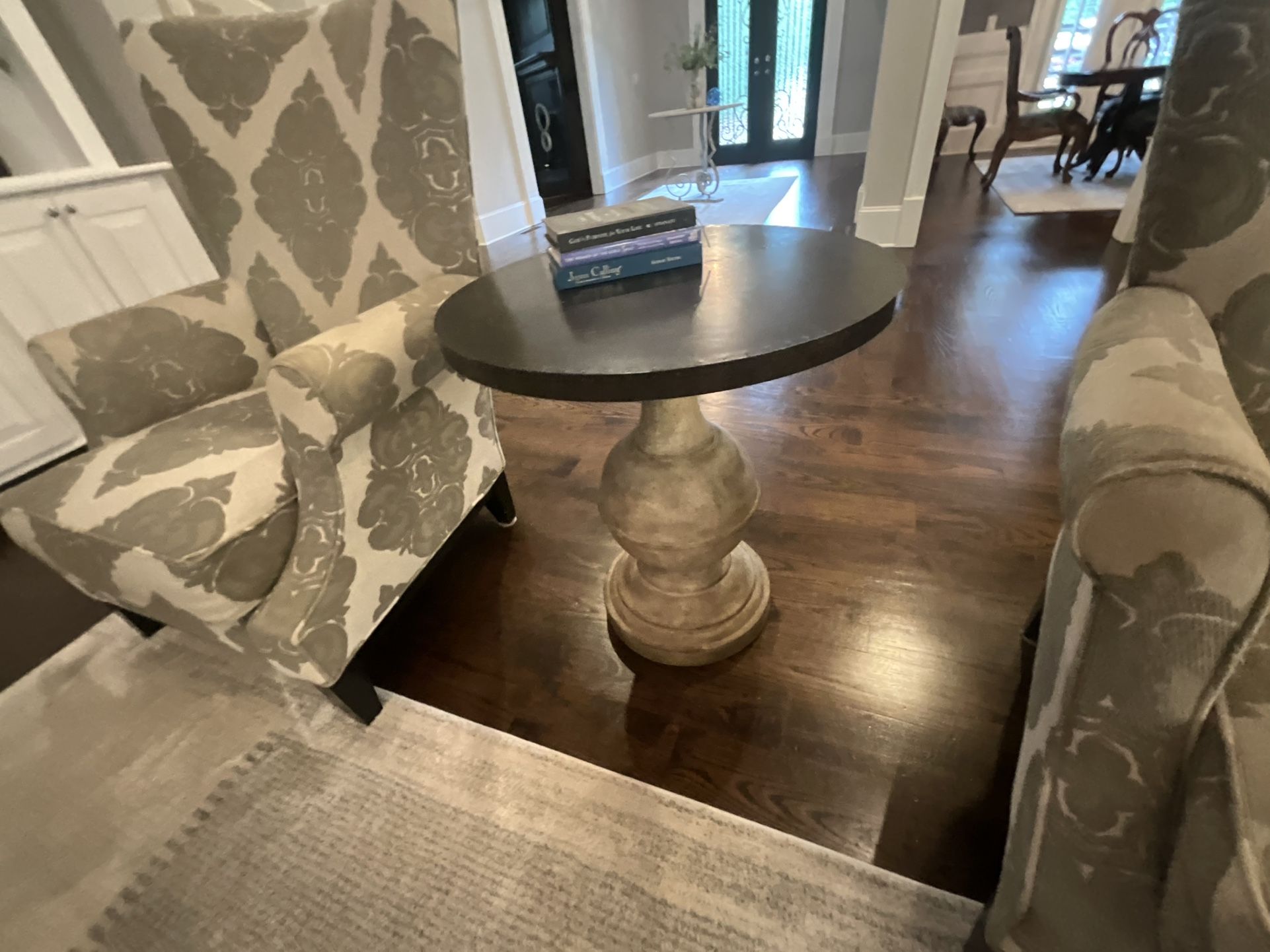 Hooker Furniture Bordeaux Accent Table